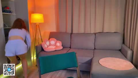 TessaHart online show from July 6, 1:05 pm