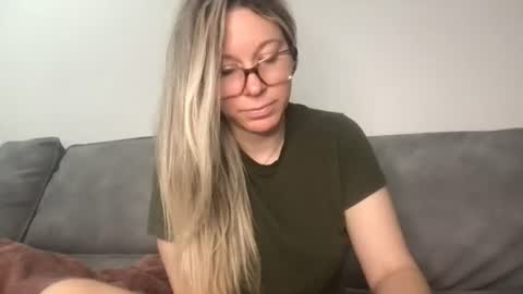 Daphne Summers online show from August 8, 5:43 pm