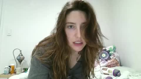 Tessa online show from March 4, 5:14 am