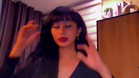 th3r3sa online show from March 11, 3:56 pm