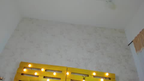 Snapshot of thalia888_ chatting on October 9, 7:18 pm thalia888_ online show from October 9, 7:18 pm