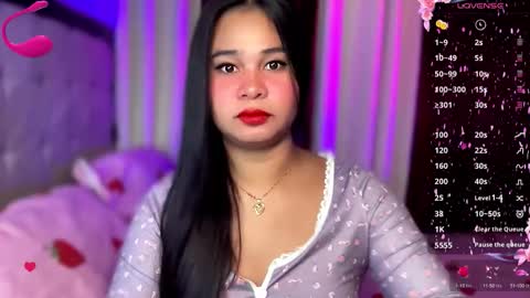 Ms. Thalia online show from September 15, 3:37 am