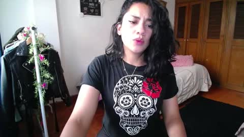    online show from March 9, 10:52 pm