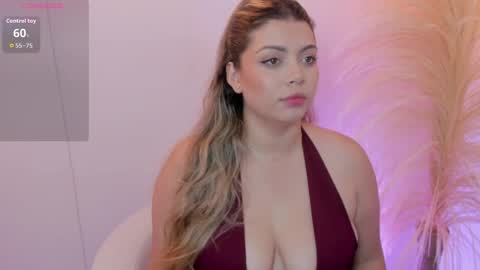  Thalia online show from April 14, 6:52 pm