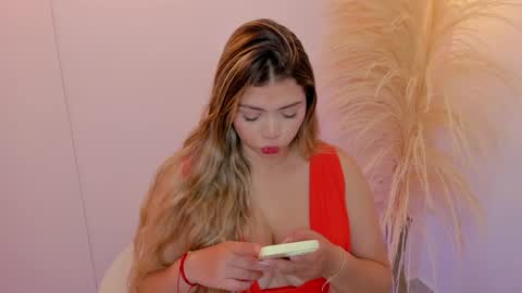  Thalia online show from April 23, 5:04 pm