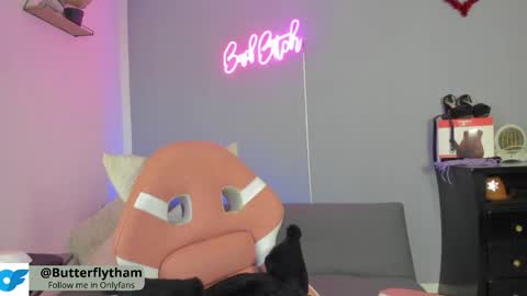 thamara_cooper_ online show from April 27, 9:12 pm