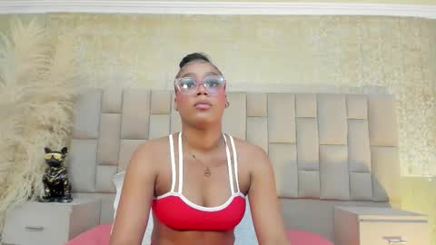 Thamara Fox online show from January 17, 5:48 am