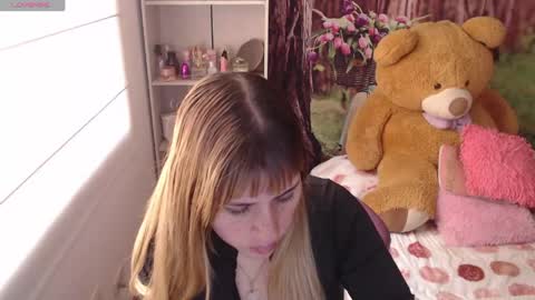   online show from April 22, 6:16 pm