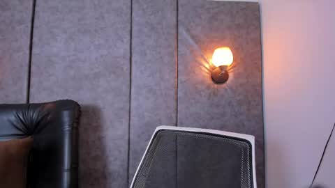 thara webstter online show from April 23, 11:39 am