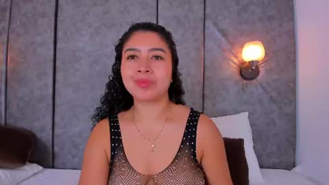 thara webstter online show from July 25, 12:01 pm