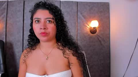 thara webstter online show from April 27, 11:40 am