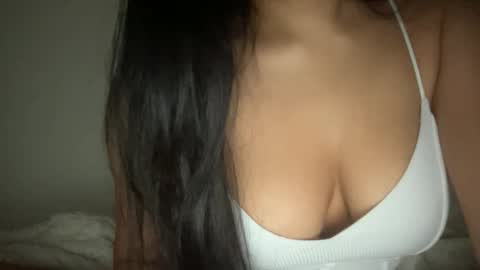 Melanie online show from January 15, 2:23 pm