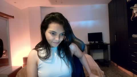 Paola online show from May 14, 8:25 pm