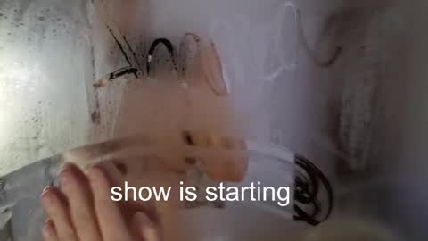 Anna online show from April 19, 6:43 pm