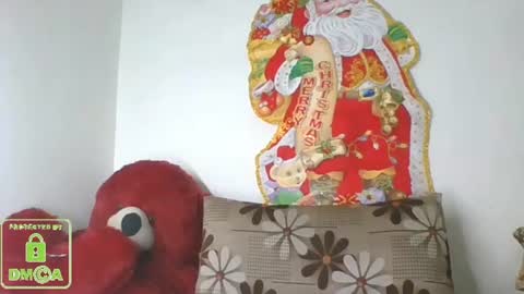 Snapshot of the_right_girl chatting on December 25, 4:22 pm Suzan Sexy online show from December 25, 4:22 pm