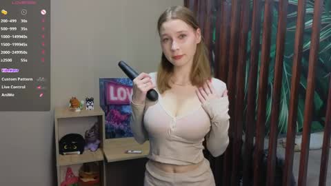 Vicky online show from April 3, 6:17 pm