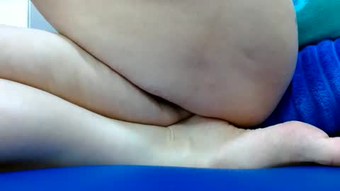 Snapshot of thebestpussyhairy chatting on February 28, 8:42 am Karla online show from February 28, 8:42 am