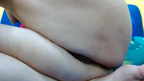 Snapshot of thebestpussyhairy chatting on September 20, 10:35 am Karla online show from September 20, 10:35 am