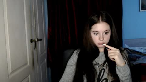 raissa online show from October 20, 2:09 pm