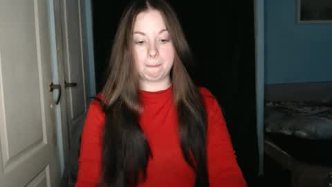 raissa online show from April 18, 7:07 pm