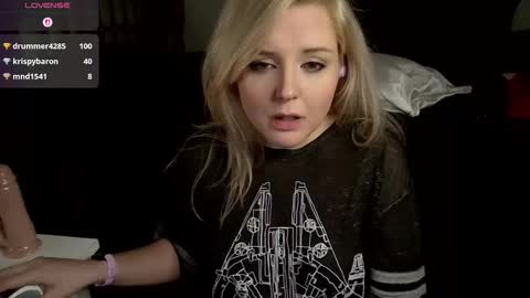 Kassandra Grant online show from May 21, 8:01 am