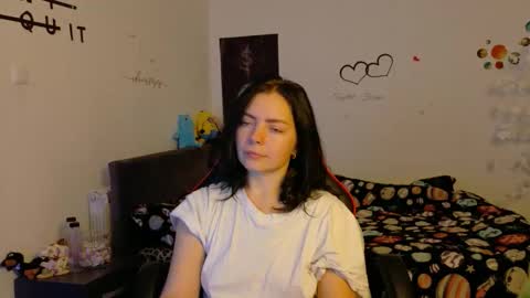 TheFarmergirl online show from November 17, 5:35 pm