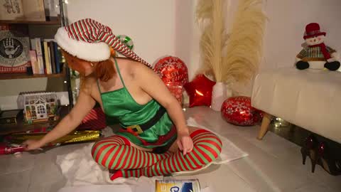 Snapshot of thegingerp chatting on December 20, 9:28 pm Streaming mostly at online show from December 20, 9:28 pm
