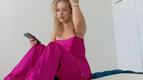 Lily Marie online show from April 22, 5:54 pm