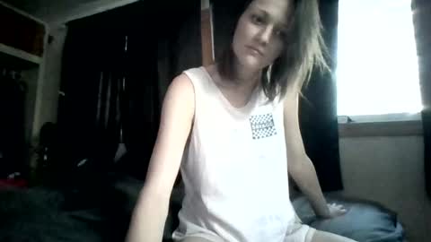 lovecreep online show from September 16, 9:56 pm