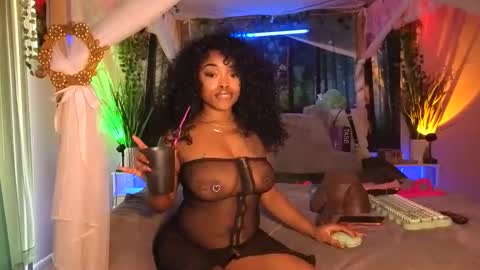 thelovelybrown online show from January 15, 7:31 pm