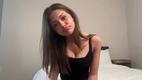 thesummerwoods online show from April 9, 1:41 am