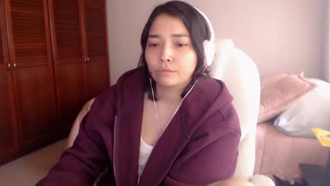 Mai online show from June 5, 4:02 pm