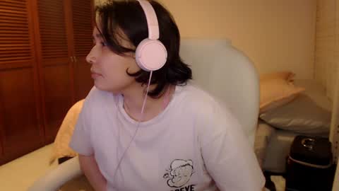 Mai online show from April 12, 2:47 am