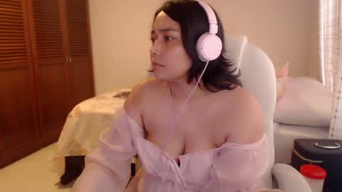 Mai online show from July 7, 8:55 pm