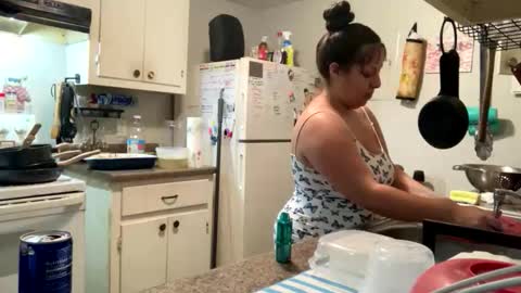 GinWitDaJuice online show from October 23, 12:05 am