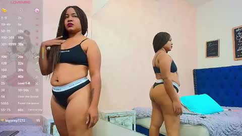 Snapshot of thickeebonyy chatting on February 11, 8:42 pm thickeebonyy online show from February 11, 8:42 pm