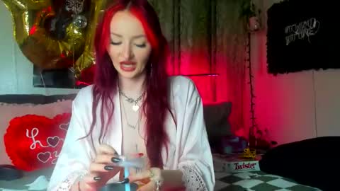 thickneyaadams online show from February 5, 6:05 am