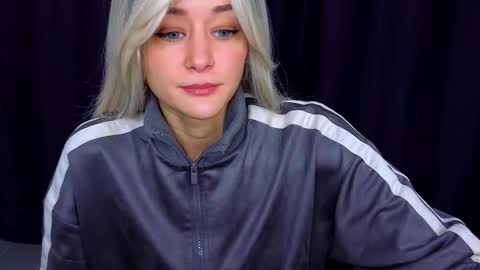 Snapshot of thief_of_hearts_ chatting on October 2, 11:32 pm thief_of_hearts_ online show from October 2, 11:32 pm