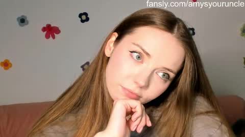 Amelia  shows on mondays fridays and sundays  if anything changes im giving updates on my fansly  online show from April 27, 4:26 pm