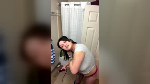 LatinaBarbie666 online show from February 12, 4:36 am