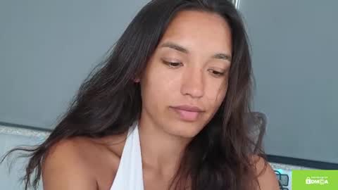 tia_j online show from June 9, 2:49 pm