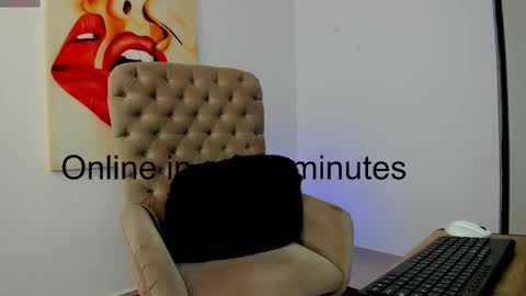 Snapshot of tiago_hannah chatting on September 21, 8:29 pm carolina online show from September 21, 8:29 pm