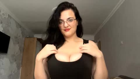 Mary online show from November 15, 10:49 am