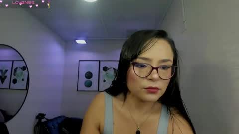 Tiara  online show from June 9, 3:39 am