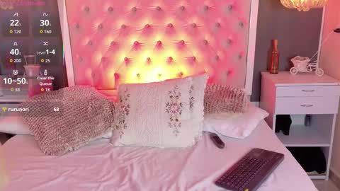Snapshot of tifannywolf_ chatting on October 10, 6:46 pm Your Princess Tif online show from October 10, 6:46 pm