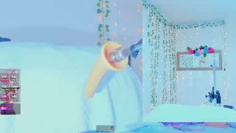 Snapshot of tiffanny_love__ chatting on October 2, 9:25 am Tiffanny online show from October 2, 9:25 am
