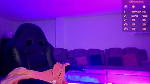 Tiffany Bela online show from October 26, 11:33 pm