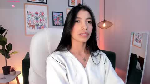 tiffany_low online show from June 21, 4:55 pm