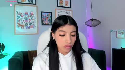 tiffany_low online show from June 22, 3:09 pm