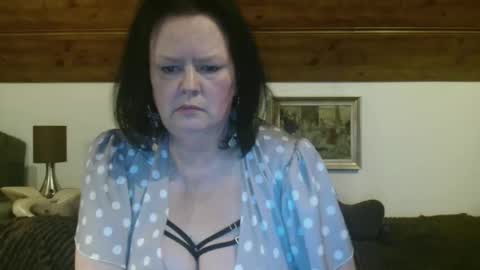 TiffanyMature online show from October 1, 10:37 pm
